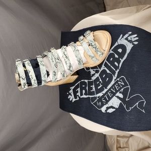 Freebird Casandra sandals